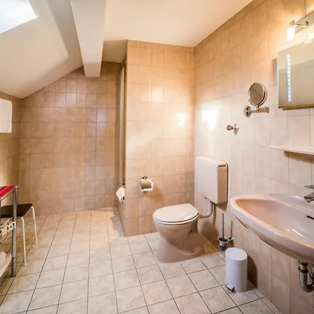Bed & Breakfast Garni Kapellenstueberl *